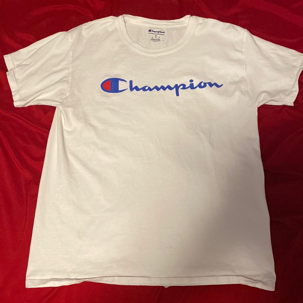 CHAMPION LOGO TEE|| SIZE MEDIUM|| GREAT CONDITION|| NO STAINS